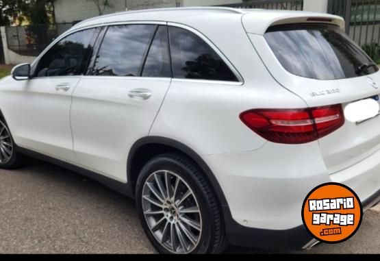 Camionetas - Mercedes Benz GLC 300 2018 Nafta 93000Km - En Venta