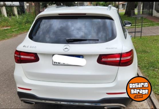 Camionetas - Mercedes Benz GLC 300 2018 Nafta 93000Km - En Venta