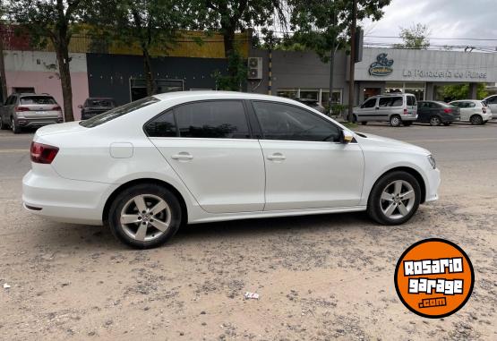 Autos - Volkswagen Vento 2017 Nafta 97600Km - En Venta