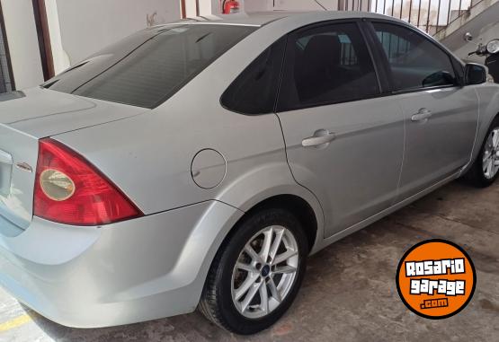 Autos - Ford FOCUS 2014 GNC 140000Km - En Venta