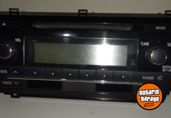 Accesorios para Autos - Estereo original Corolla - En Venta