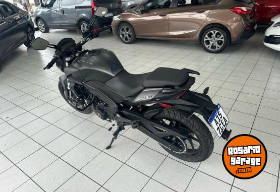 Motos - Bajaj Dominar D400 2023 Nafta 5000Km - En Venta