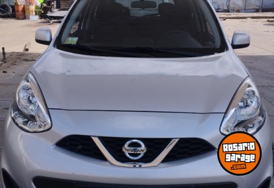 Autos - Nissan March esence 2017 Nafta 60000Km - En Venta