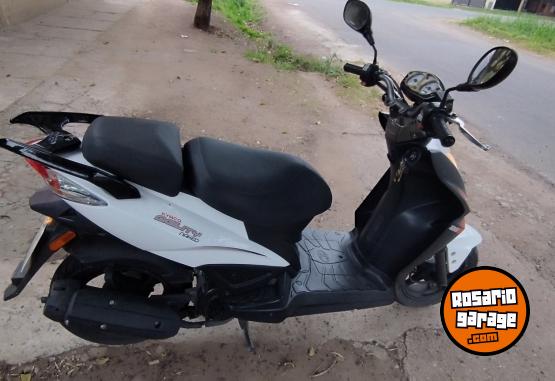 Motos - Kymco Agility RS Naked 2021 Nafta 16600Km - En Venta