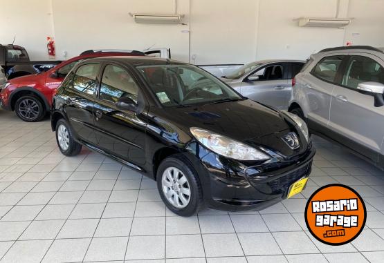 Autos - Peugeot 207 2014 Nafta 149000Km - En Venta