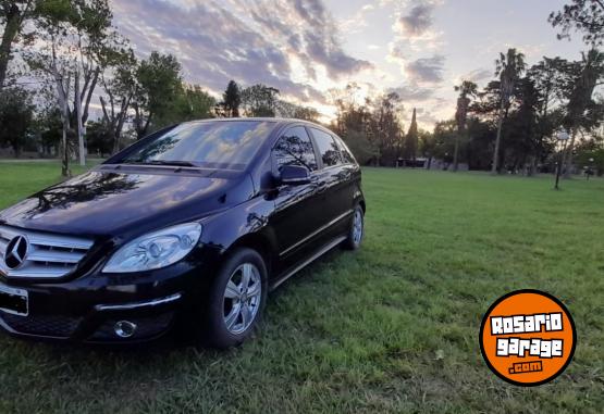 Autos - Mercedes Benz B180 2010 Nafta 146000Km - En Venta