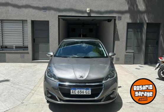 Autos - Peugeot 208 felini 2018 Nafta 80000Km - En Venta