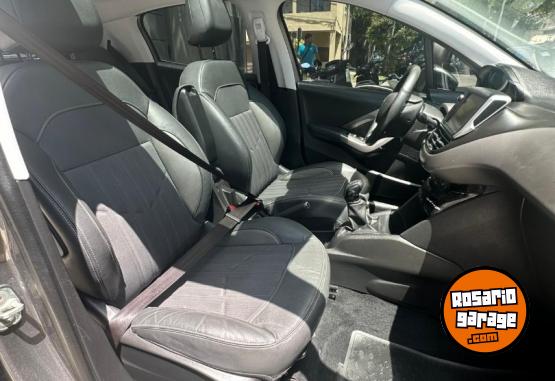 Autos - Peugeot 208 felini 2018 Nafta 80000Km - En Venta