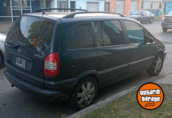 Autos - Chevrolet Zafira 2009 GNC 210000Km - En Venta