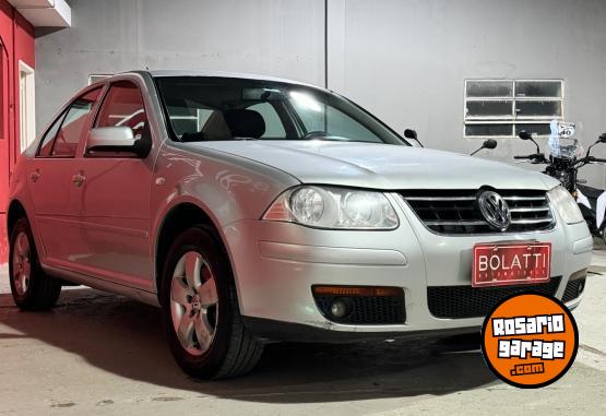 Autos - Volkswagen Bora 1.9 Tdi Trendline L0 2013 Diesel 236000Km - En Venta