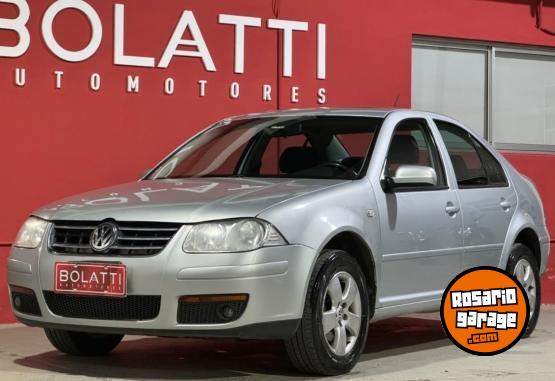 Autos - Volkswagen Bora 1.9 Tdi Trendline L0 2013 Diesel 236000Km - En Venta