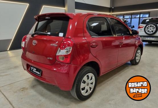 Autos - Toyota ETIOS XS 1.5L 5P MT 2015 2015 Nafta 128000Km - En Venta