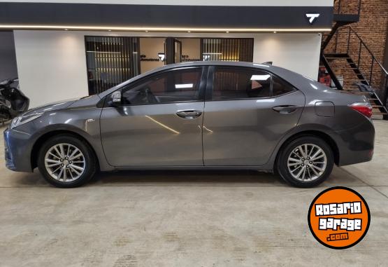 Autos - Toyota COROLLA XEI 1.8L CVT 2018 2018 GNC 128000Km - En Venta