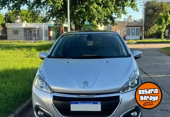 Autos - Peugeot 208 2018 Nafta 41000Km - En Venta