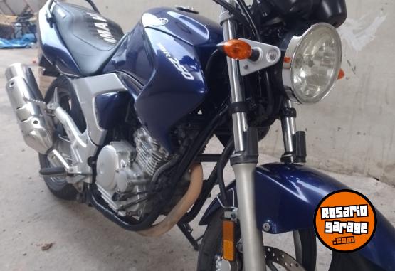 Motos - Yamaha YBR 250 2008 Nafta 101000Km - En Venta