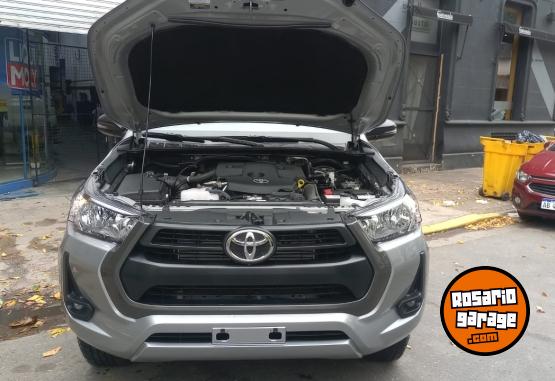 Camionetas - Toyota hilux sr 2022 Diesel 1000Km - En Venta