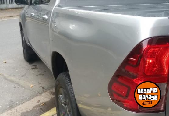 Camionetas - Toyota hilux sr 2022 Diesel 1000Km - En Venta