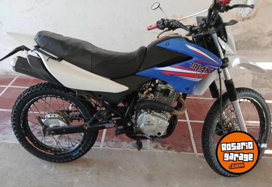 Motos - Corven Triax 2017 Nafta 40000Km - En Venta