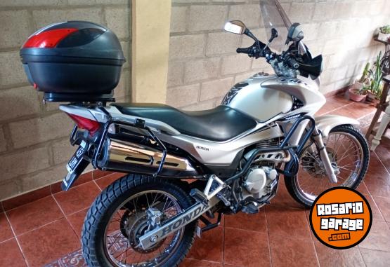 Motos - Honda Falcon 2015 Nafta 37000Km - En Venta