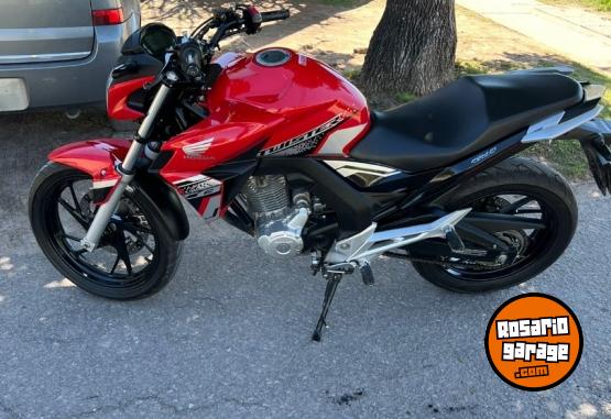 Motos - Honda 2022 2022 Nafta 23000Km - En Venta