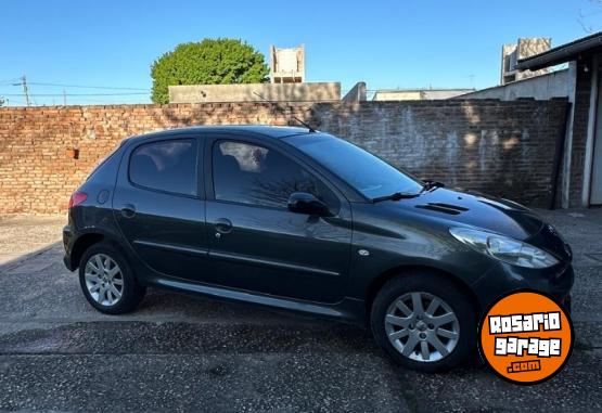 Autos - Peugeot 207 2010 Nafta 113000Km - En Venta