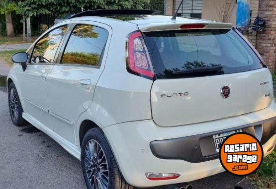 Autos - Fiat Punto sporting 2015 Nafta 136000Km - En Venta