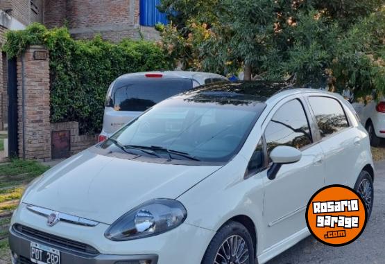 Autos - Fiat Punto sporting 2015 Nafta 136000Km - En Venta