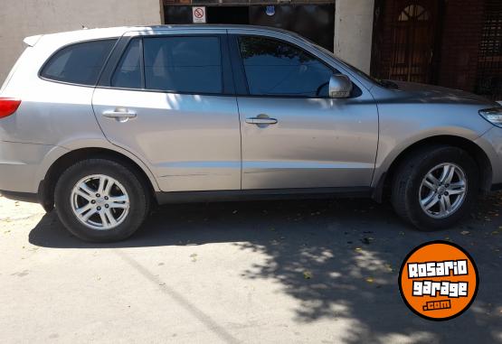 Camionetas - Hyundai Santa fe 2011 Nafta 175000Km - En Venta