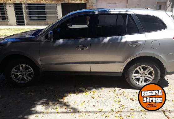 Camionetas - Hyundai Santa fe 2011 Nafta 175000Km - En Venta