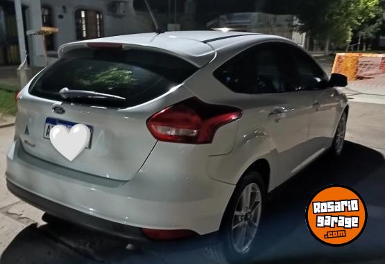 Autos - Ford Focus 2017 GNC 128Km - En Venta