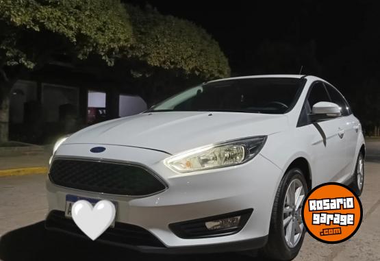 Autos - Ford Focus 2017 GNC 128Km - En Venta