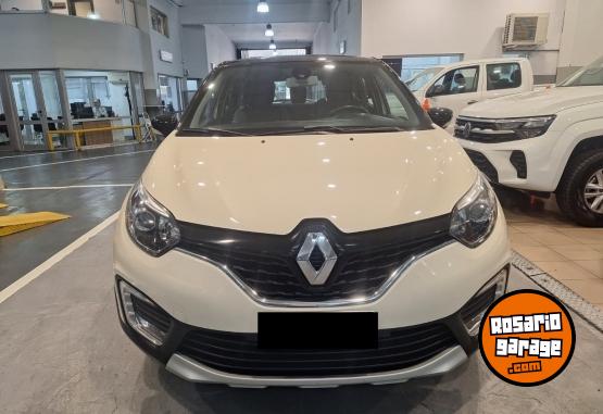 Autos - Renault CAPTUR 1.6 INTENSE 2019 Nafta 120000Km - En Venta