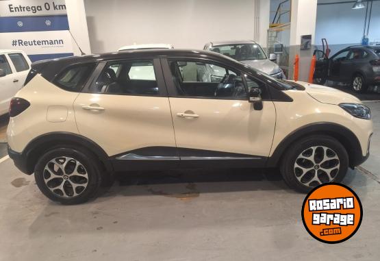 Autos - Renault CAPTUR 1.6 INTENSE 2019 Nafta 120000Km - En Venta