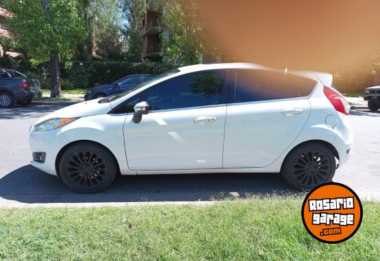 Autos - Ford FIESTA TITANIUM 2014 Nafta 80000Km - En Venta