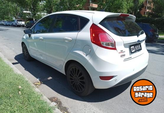 Autos - Ford FIESTA TITANIUM 2014 Nafta 80000Km - En Venta