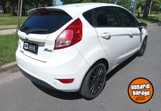 Autos - Ford FIESTA TITANIUM 2014 Nafta 80000Km - En Venta