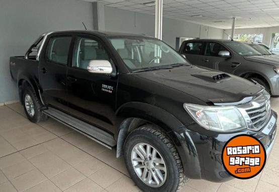 Camionetas - Toyota Hilux SRV MT 2014 Diesel 300000Km - En Venta