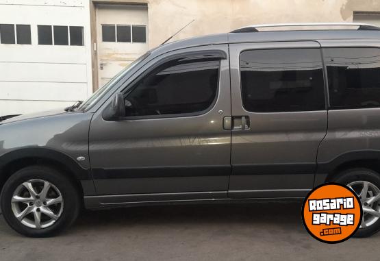 Utilitarios - Peugeot Partner patagonica hdi 2021 Diesel 51000Km - En Venta