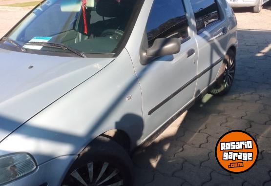 Autos - Fiat Palio fire 2004 GNC 300000Km - En Venta