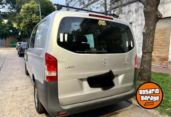 Utilitarios - Mercedes Benz Vito furgn mixto 2019 Diesel 117000Km - En Venta