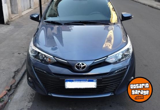 Autos - Toyota Yaris xls 2021 Nafta 40000Km - En Venta