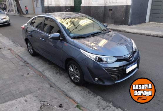 Autos - Toyota Yaris xls 2021 Nafta 40000Km - En Venta