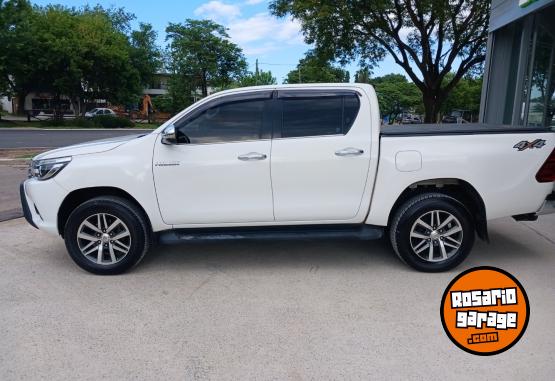 Camionetas - Toyota Hilux 2016 Diesel 163000Km - En Venta