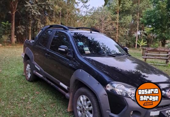 Camionetas - Fiat Strada Adventure Locker 2013 Nafta 126000Km - En Venta