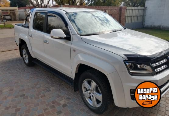 Camionetas - Volkswagen AMAROK HIGHLINE 4X2 MT 2022 Diesel 25000Km - En Venta