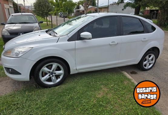 Autos - Ford Focus trend plus 2013 Nafta 194000Km - En Venta