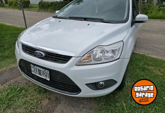 Autos - Ford Focus trend plus 2013 Nafta 194000Km - En Venta