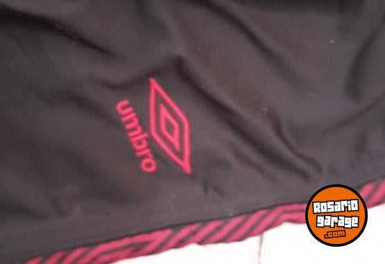 Indumentaria - Jogging Umbro - En Venta