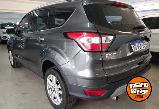 Autos - Ford Kuga SEL 2.0L 4x2 AT 2019 Nafta 43265Km - En Venta