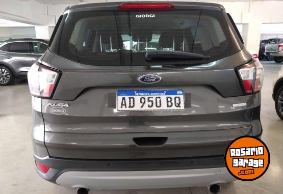 Autos - Ford Kuga SEL 2.0L 4x2 AT 2019 Nafta 43265Km - En Venta